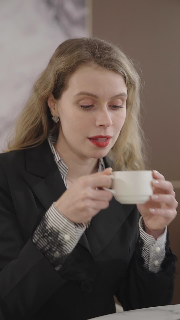 previewEpisode 8
