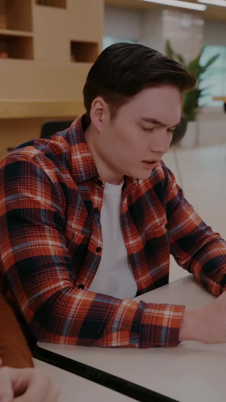 previewEpisode 19