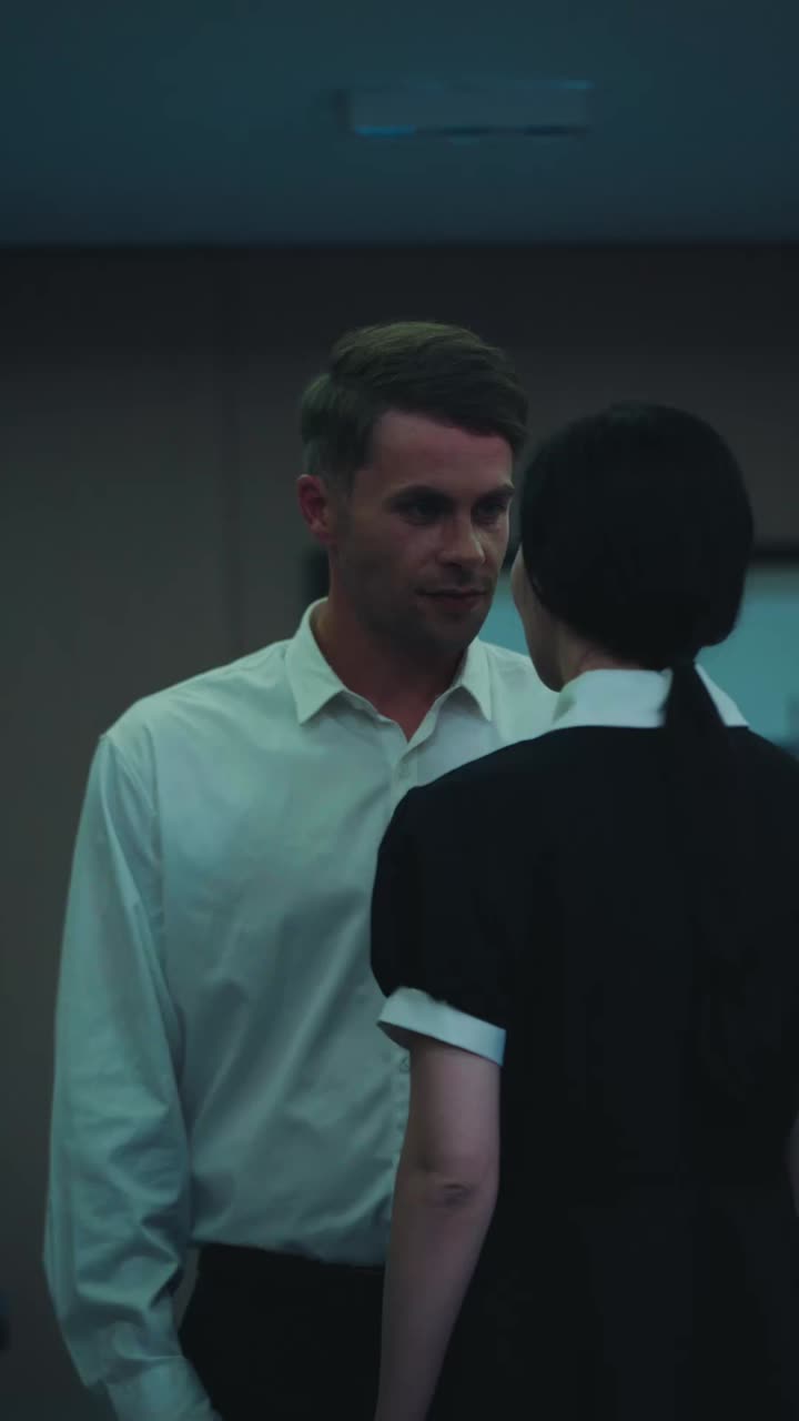 previewEpisode 13