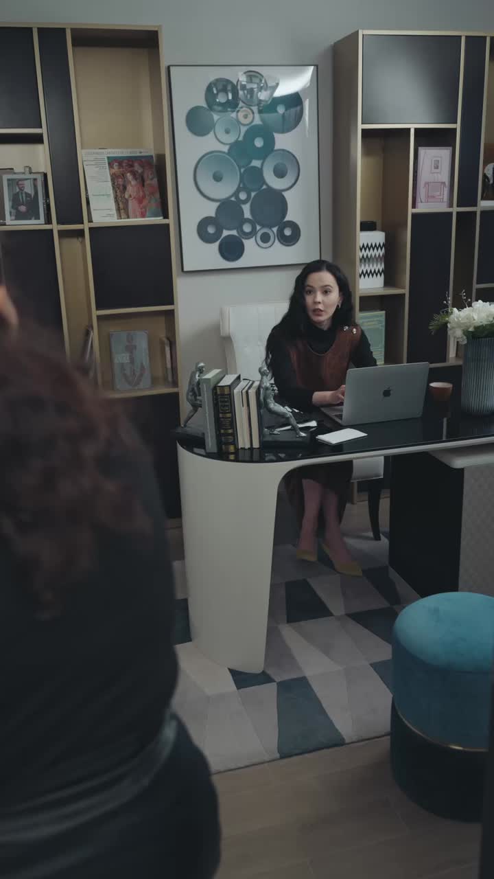 previewEpisode 25