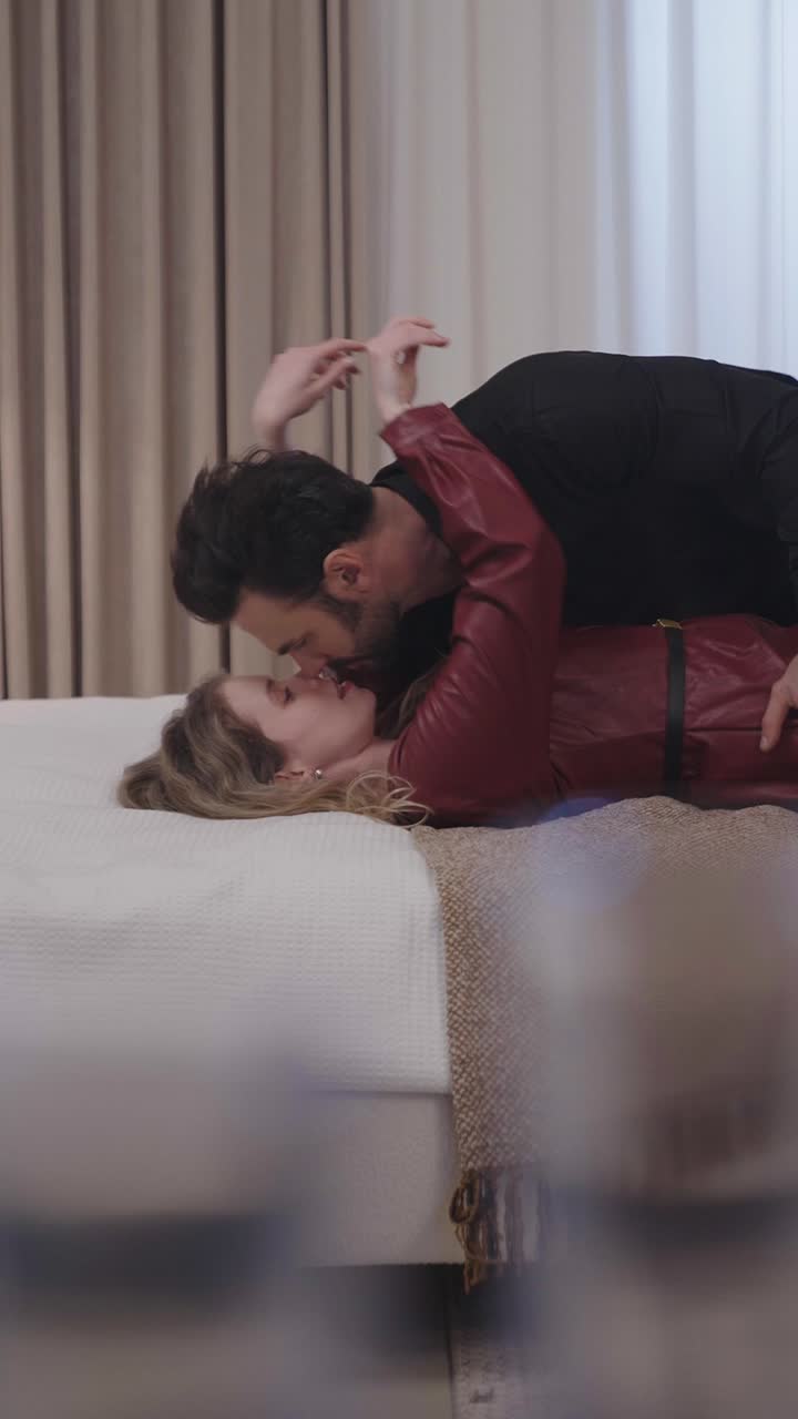 previewEpisode 16